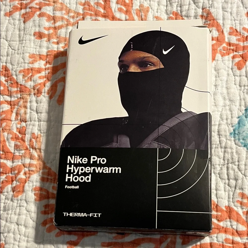 Nike Therma-Fit Black Hood